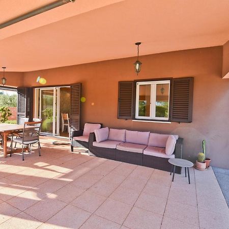Holiday Home Taras Smilcic ภายนอก รูปภาพ